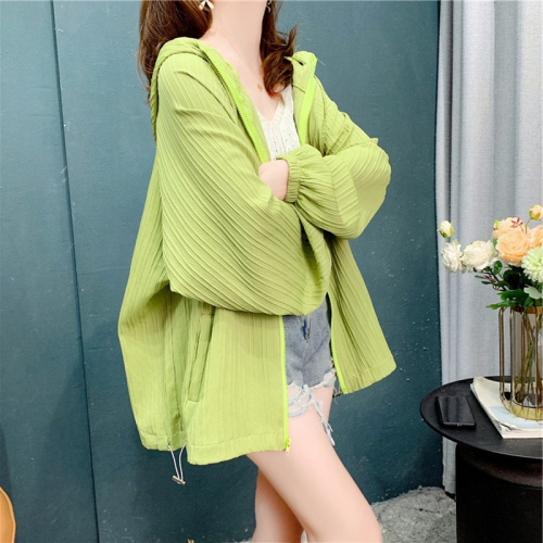 Hooded long-sleeved ice silk sun protection clothing for women in summer, mid-length, loose design, breathable outer cardigan, light jacket