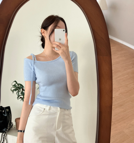 Korean ins summer off-shoulder strap design short-sleeved sweater