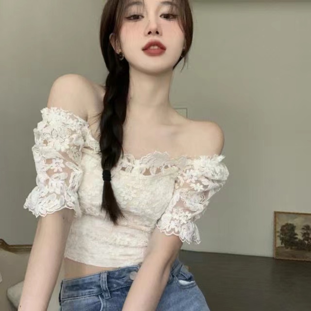 法式一字肩蕾絲短袖襯衫女夏季短款甜辣妹刺繡別致氣質高級感上衣
