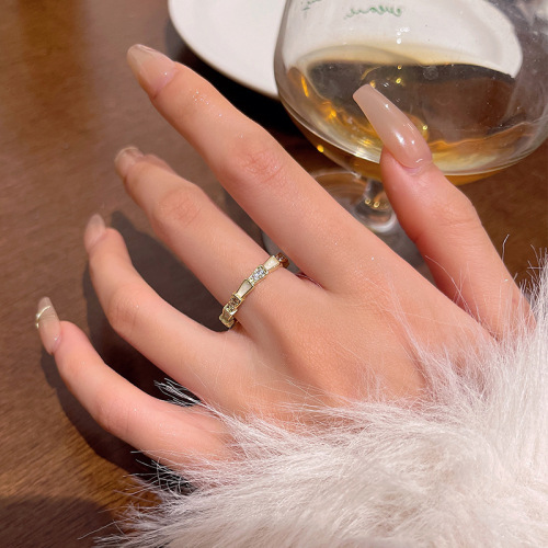 韩国新款轻奢小众百搭气质镶钻戒指女开口可调节简约高级感食指戒