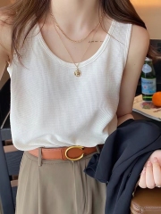 White camisole for women covering breasts, wide shoulder straps, black suit with bottoming waffle summer top