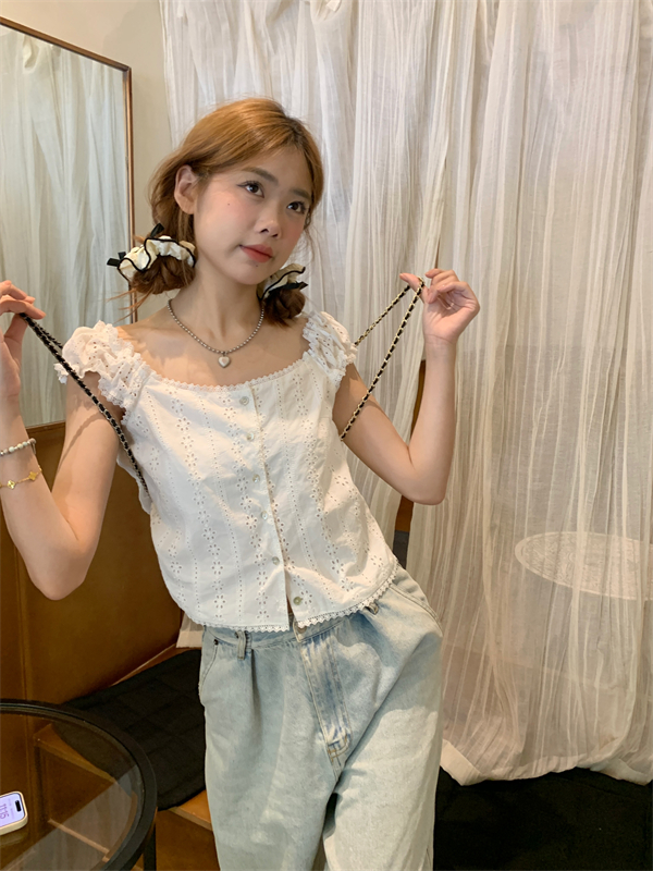 實拍 純純少女刺繡短款貝殼扣襯衫可愛吊帶上衣