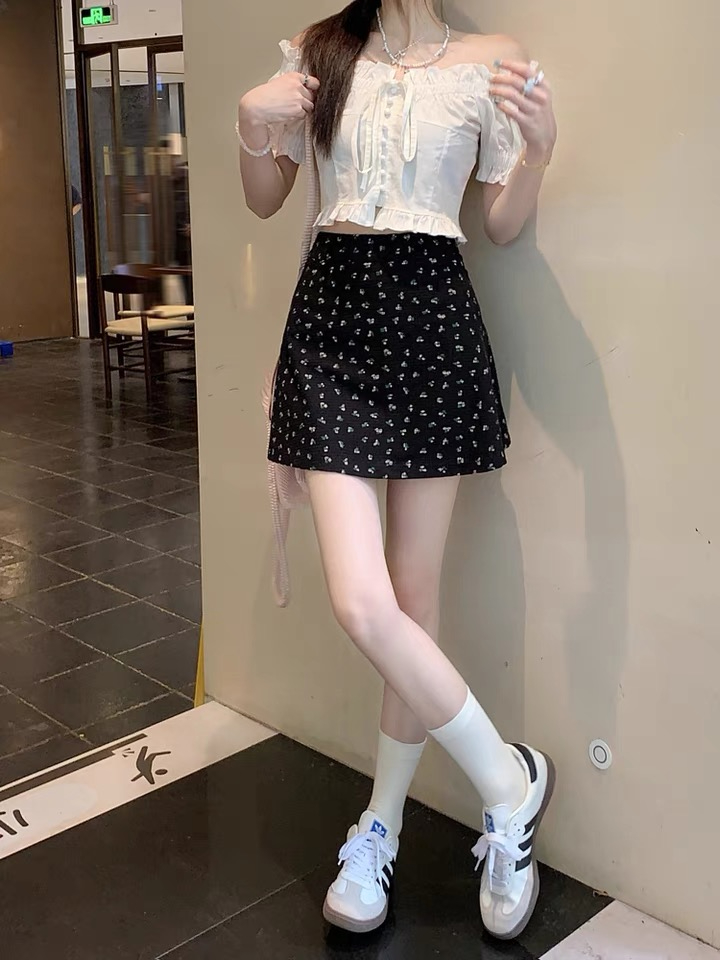 Summer Dress New Floral Half Skirt Short Half Body Skirt Women's High-Waisted Discreet A-Line Skirt Black Short Skirt