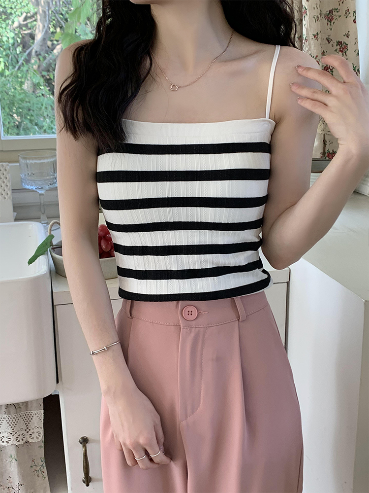 Summer New 7-Color Simple Thin Layering Blouse for Girls with Bra Cups, Wearable as Top or Outer Shirt