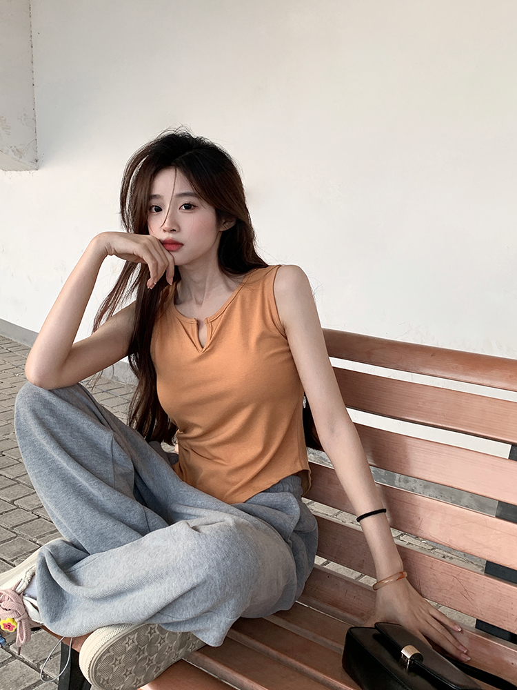 實拍~純色半開領顯瘦修身無袖背心女百搭上衣