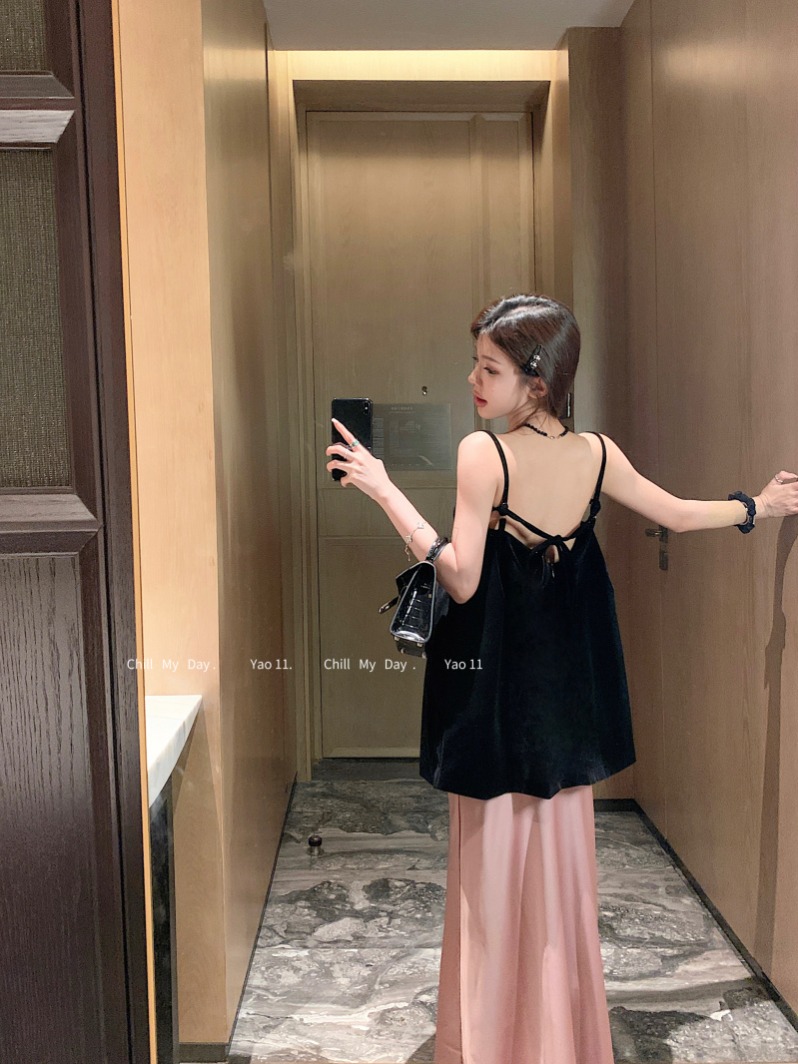 Real shot of a hot girl's velvet camisole, backless loose top + pink tempered skirt