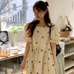 Korean chic retro sweet youthful temperament bow embroidery casual loose bubble sleeve dress