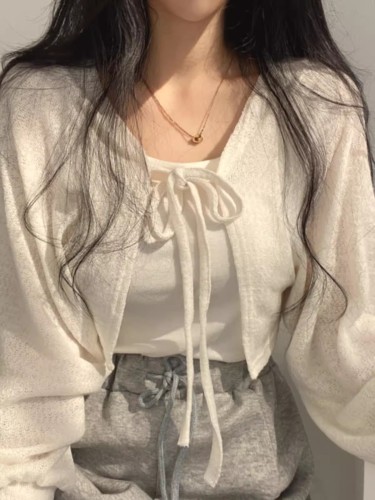 Design niche thin sun protection top for women spring plus size fat mm loose and versatile lantern sleeve short cardigan jacket