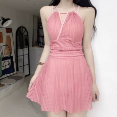 網紅泡溫泉粉色小胸掛脖遮肚顯瘦韓國保守平角裙式連體游泳衣女夏