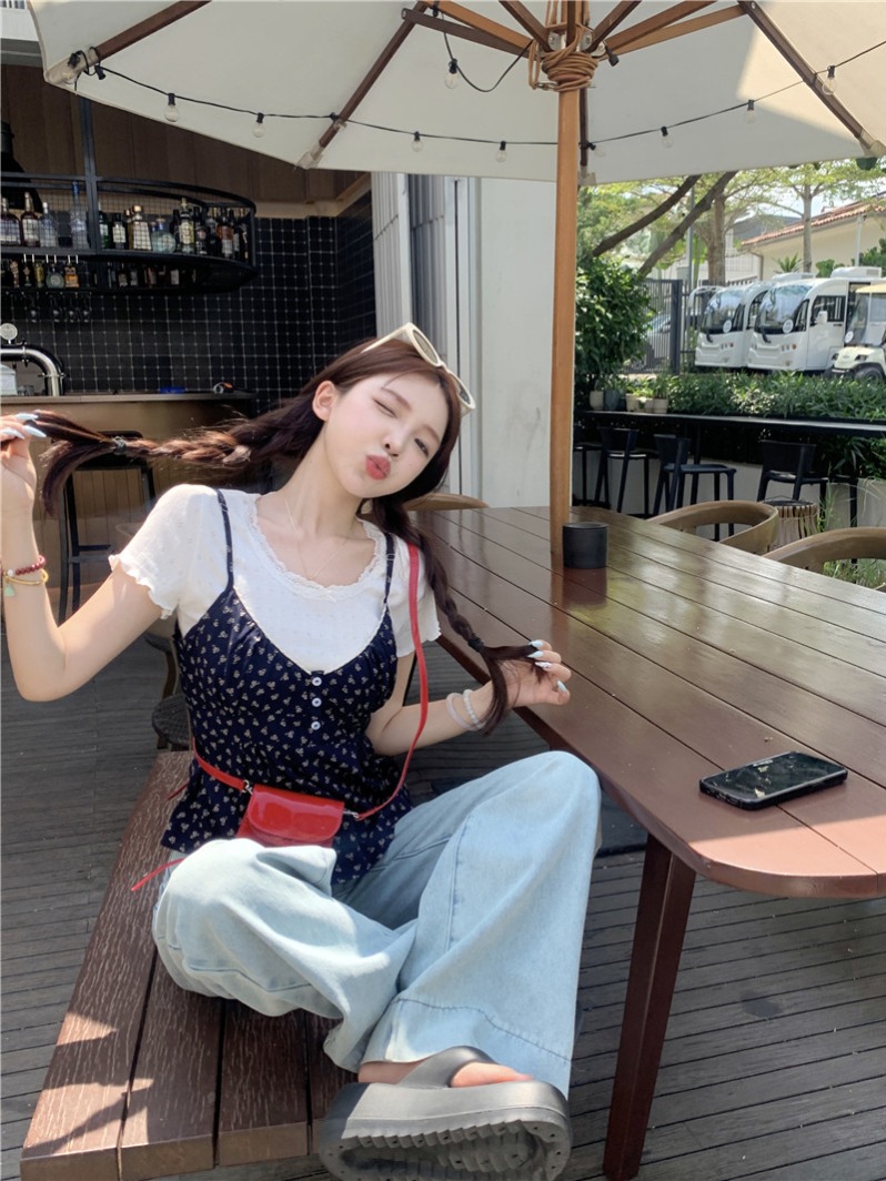 實拍韓系chic風甜美少女蕾絲百搭T恤+疊穿碎花吊帶