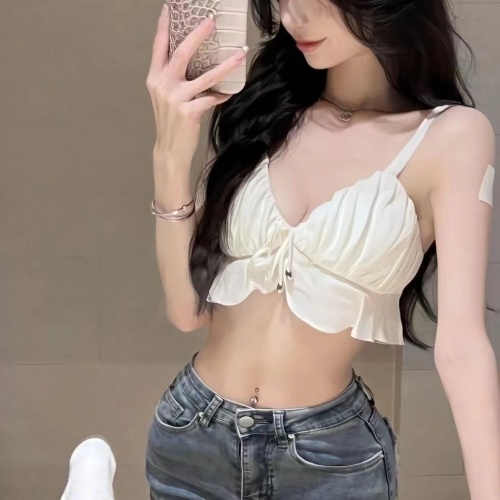 Hot girl sexy white camisole female Korean style hot girl revealing breasts and navel lace short top