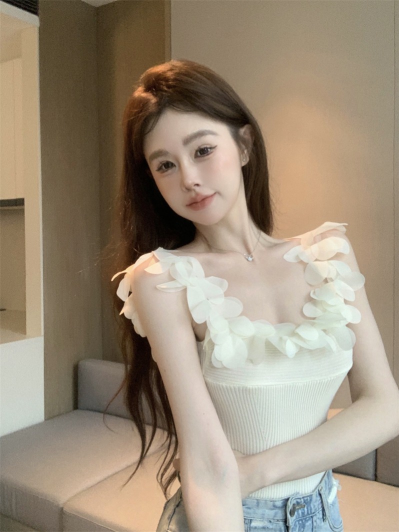 Actual shot of flower-edged square-neck blouse for women with sweet suspenders and chic