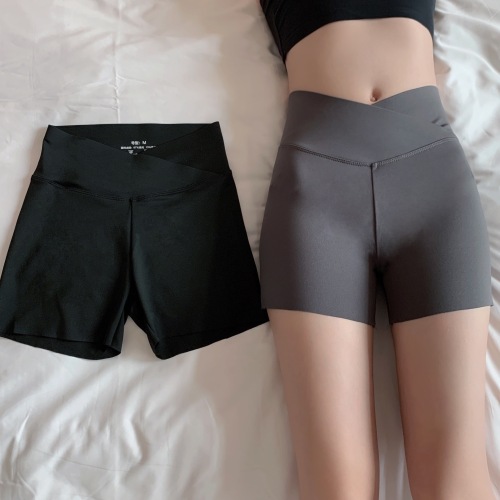 Real shot of shark pants for women, thin outer wear, tummy control, hip lifting, bottoming safety shorts, seamless anti-exposure yoga pants