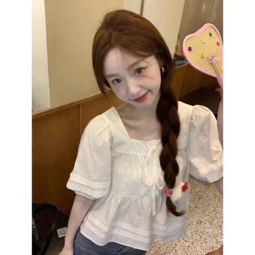 Square Collar Youthful Bubblesleeve Short-Sleeve Top with Design Sense, Loose Short-Sleeve Shirt for Petite Figures