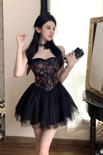 Real shot of fungus-edged floral patchwork waist slimming puffy princess dress short tube top style