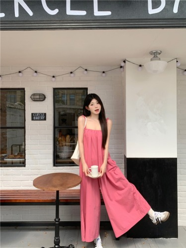 Actual shot of new summer Korean style loose slimming wide-leg suspender jumpsuit