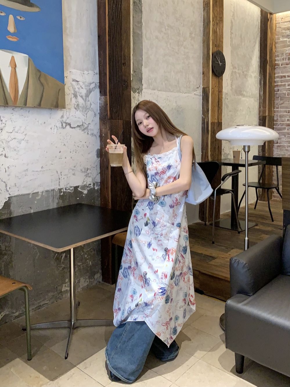 Real shot of designer graffiti irregular slimming suspender skirt for women