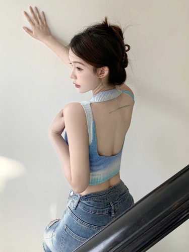 Sweet and spicy pure lust style tie-dye gradient backless short vest for women summer new sexy style age-reducing navel top