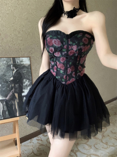 Real shot of fungus-edged floral patchwork waist slimming puffy princess dress short tube top style