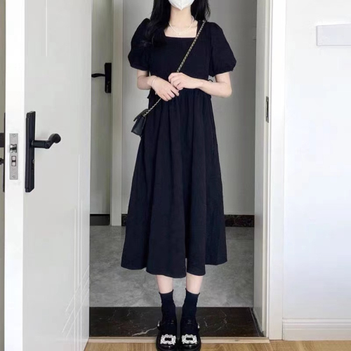 黑色连衣裙泡泡袖气质赫本风法式收腰显瘦女夏小个子小黑裙子长裙