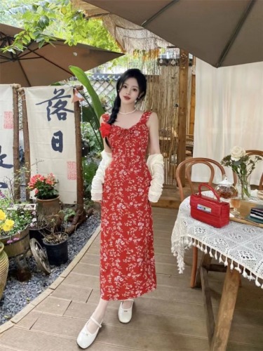 夏季新款女装复古中长款法式红色小碎花吊带裙海边度假风连衣裙女