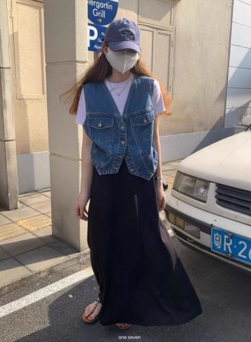 One Seven Short Denim Vest Women's 2024 Spring and Summer Loose Slim Retro Sleeveless Vest Jacket Waistcoat