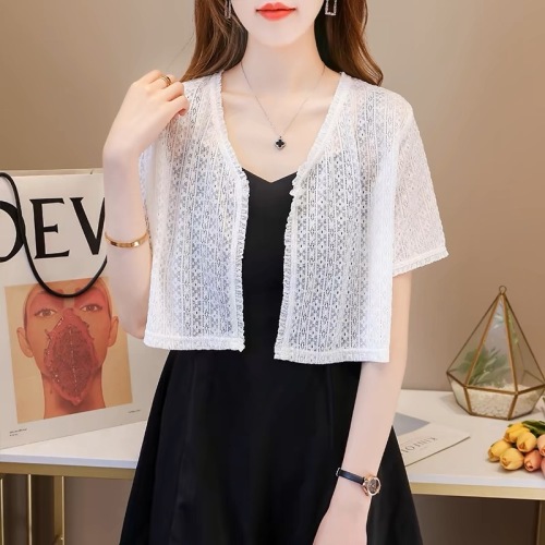 Small shawl blouse for women in summer, thin sun protection clothing, air conditioning shirt, lace cardigan jacket