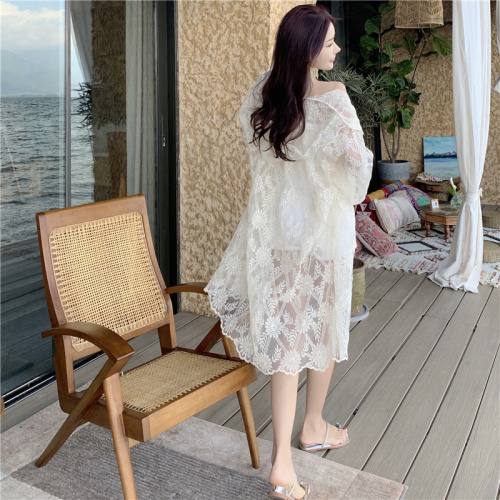 Actual shot~2024 seaside vacation lace hooded long-sleeved loose long-sleeved sun protection sweater outerwear