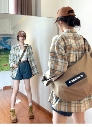 Non-shooted Hong Kong-style retro fresh and light summer sunscreen long-sleeve checkered shirt loose checkered coat trendy