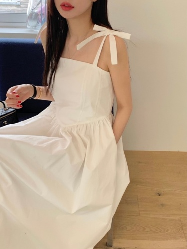韩国chic法式气质简约休闲减龄收腰蝴蝶结系带吊带连衣裙