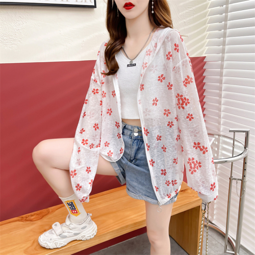 Real shot 100 polyester ice silk sun protection clothing summer nano silk loose breathable thin cardigan hooded jacket for women