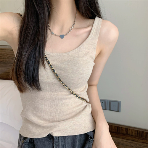 Actual shot of new summer style knitted camisole women's sleeveless slim fit outer bottoming shirt