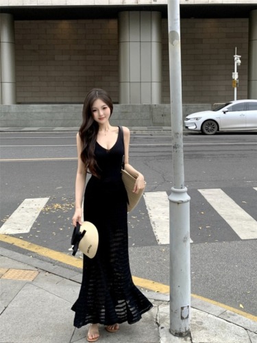 Real shot of Slim V-neck holiday long dress with straps and hip-hugging fishtail dress