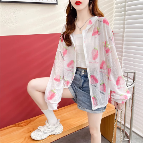 Actual Korean version of sun protection clothing for women with ins design, hooded printing, large size women's clothing, fat, fashionable, loose and thin jacket