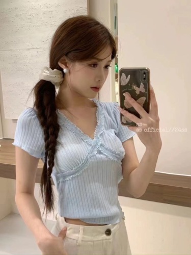 Korean sweet V-neck lace short-sleeved T-shirt for women summer 2024 new chic niche slimming short top