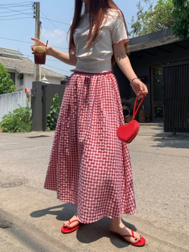 Actual shot 2024 ~ Short T-shirt with bow and wavy edges, red plaid tutu skirt, long A-line umbrella skirt