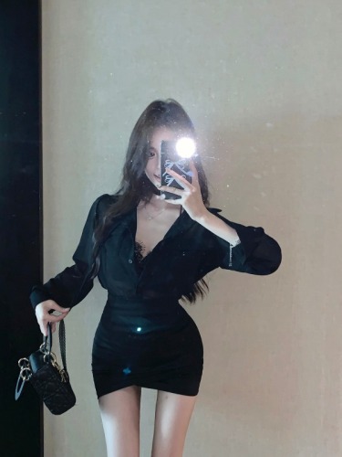 Real shot!  Temperament, high-end and pure desire, black see-through long-sleeved shirt, slim fit, hip-hugging short skirt suit, summer