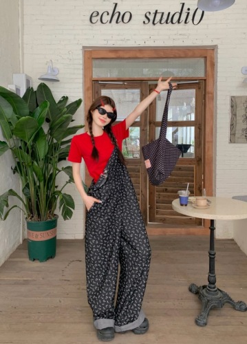 Actual shot of new summer black floral denim overalls for women, straight trousers + red T-shirt suit