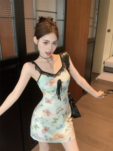 Real shot!  Summer waist-cinching sweet and spicy vacation niche floral short skirt long skirt butterfly print suspender dress