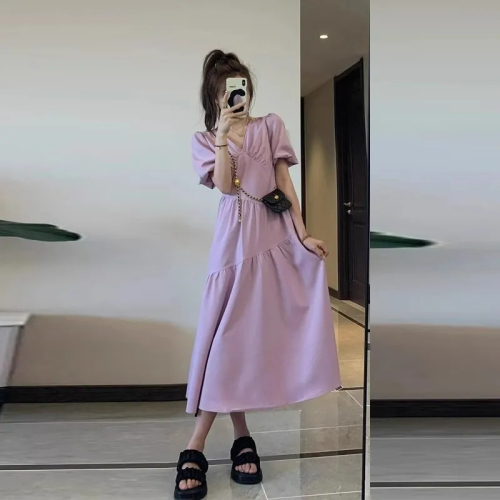 2024夏季新款温柔风收腰显瘦泡泡袖茶歇法式高级感紫色连衣裙