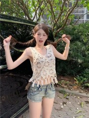 Unique and stylish openwork tassel sleeveless women's summer 2024 new design small figure indie short-sleeved top