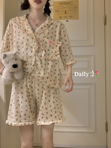 Real shot of ins-style Japanese sweet floral pajamas for women summer short-sleeved shorts two-piece student home clothes