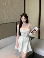 Real shot!  Temperament, high-end sense, waist slimming suspender dress, versatile simple high-waisted A-line skirt for hot girls