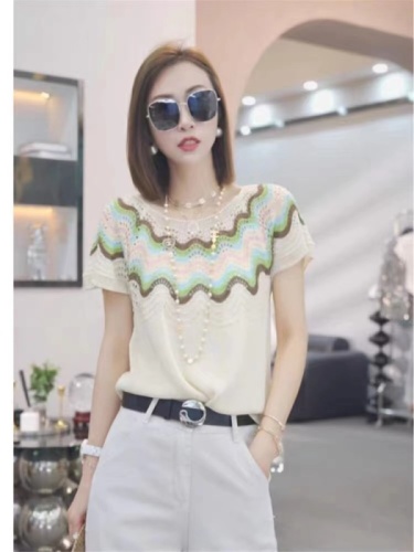 2024 summer temperament contrasting hollow short-sleeved sweater women's design thin loose slimming pullover top