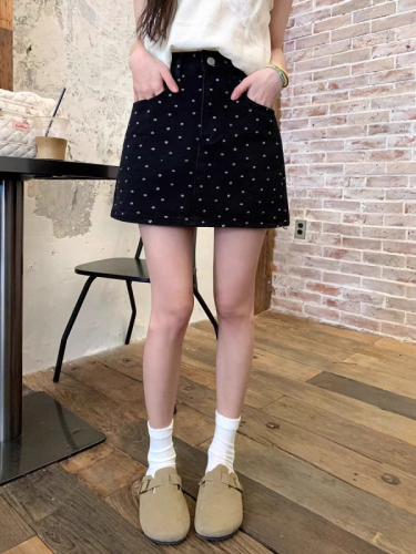 夏季新款韩版复古波点牛仔半身裙女设计感高腰显瘦包臀a字短裙子
