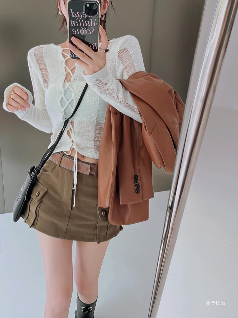 辣妹鏤空針織罩衫女小吊帶外搭薄款夏季防曬別致修身chic短款上衣