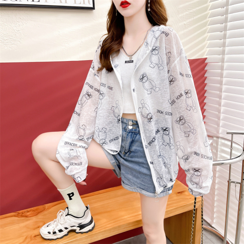 Real shot 100 polyester ice silk sun protection clothing summer nano silk loose breathable thin cardigan hooded jacket for women