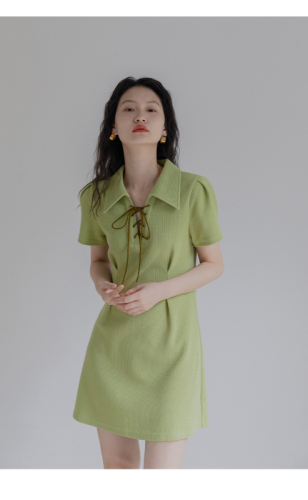 短裙绿色绑带华夫格polo领连衣裙女夏季设计感小众收腰显瘦a字裙