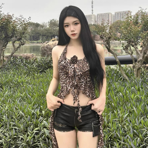 2024 spring and summer new leopard print design, exquisite three-dimensional flower slim fit and irregular suspender top