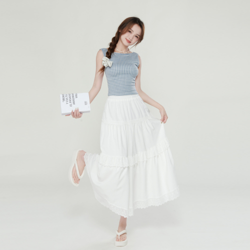 Actual shot of 2024 spring and summer new style elastic waist, hollow lace stitching cake skirt, casual mid-length skirt